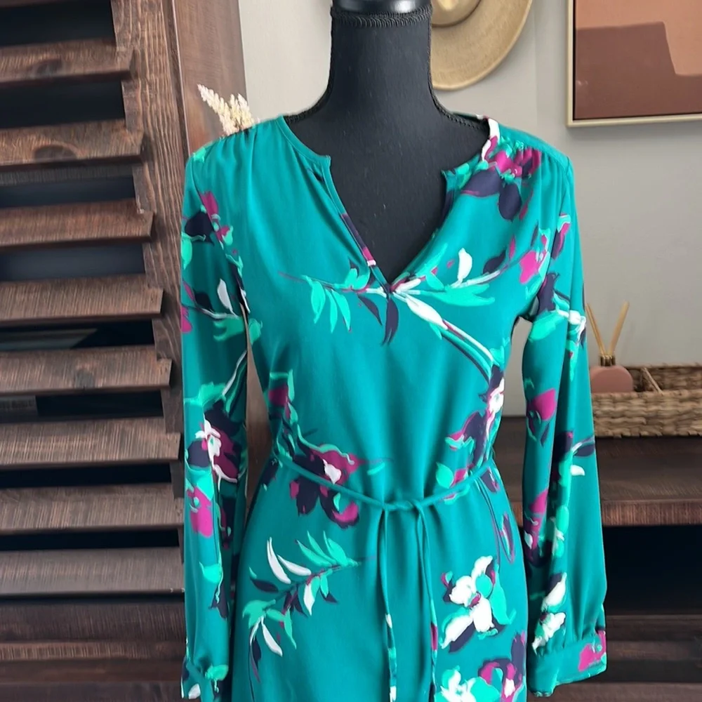 X-small Floral Dress - Picture 7 of 7